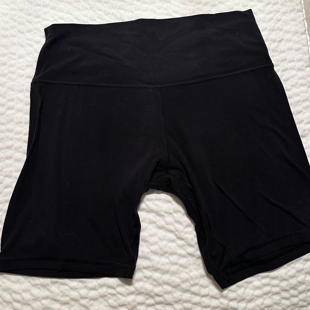 Lululemon Align shorts. Size 12